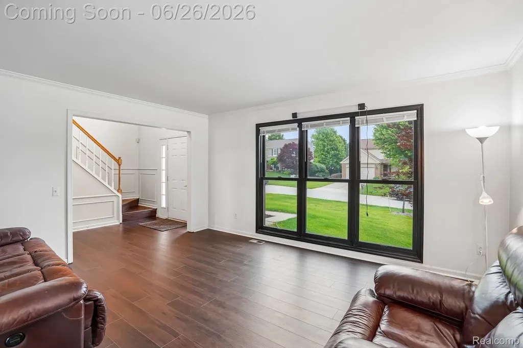 1687 Grandview Drive Rochester Hills City MI 48306