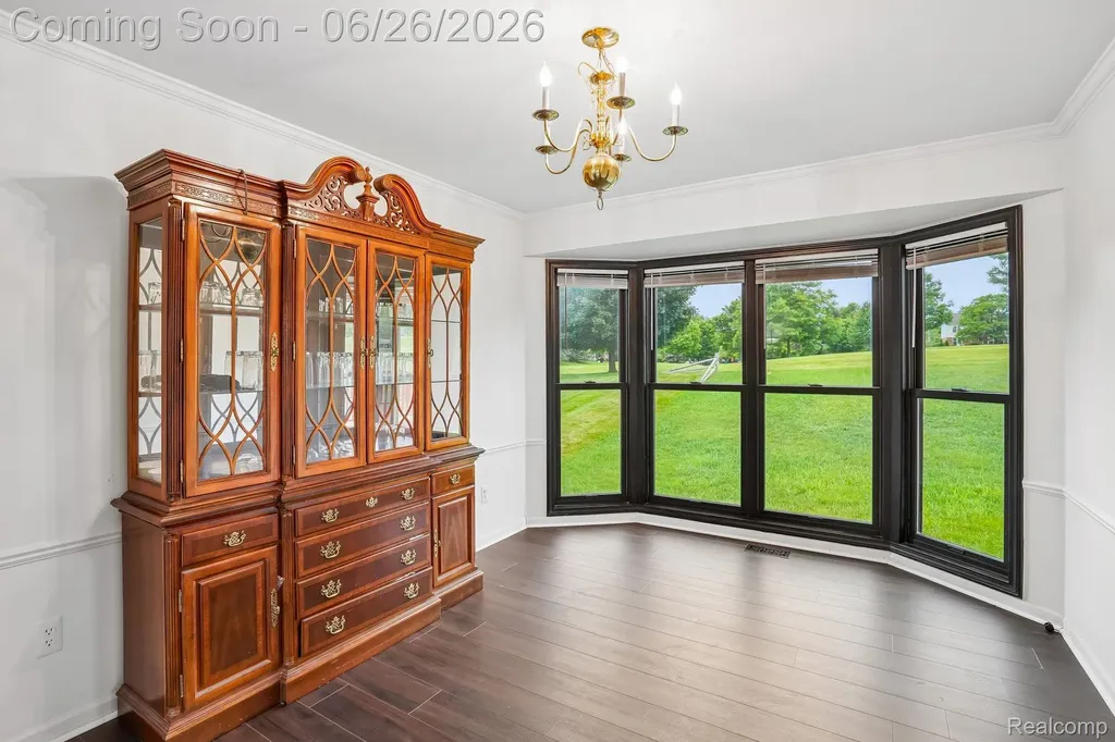 1687 Grandview Drive Rochester Hills City MI 48306