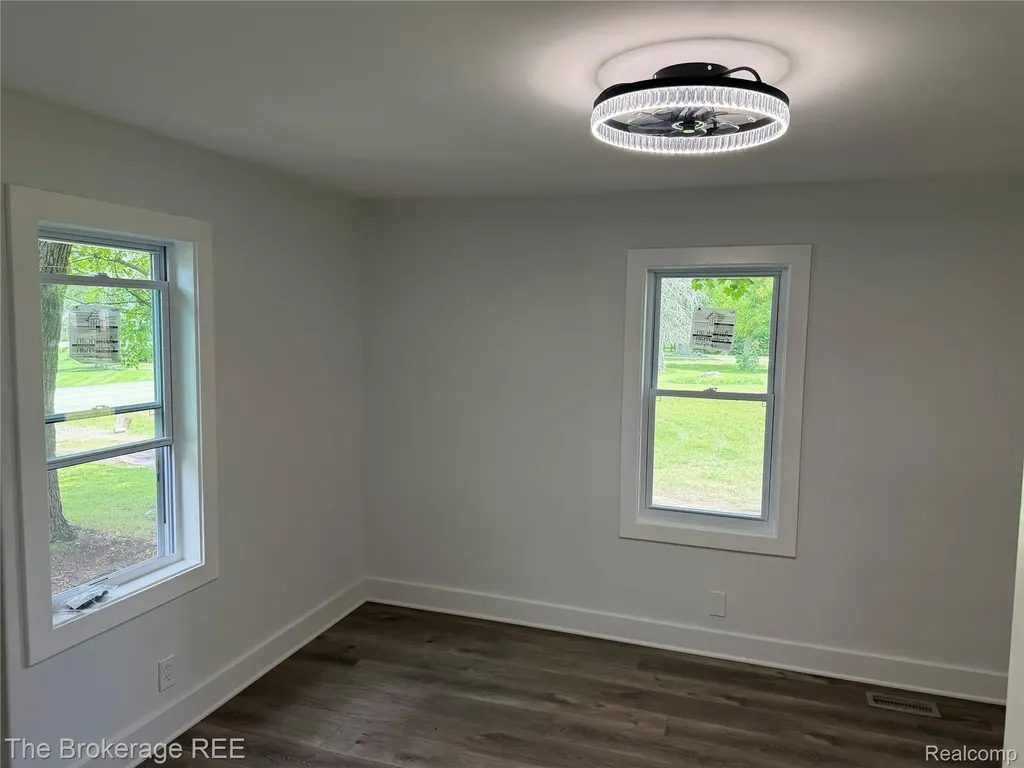 4249 Calkins Road Flint Charter Township MI 48532