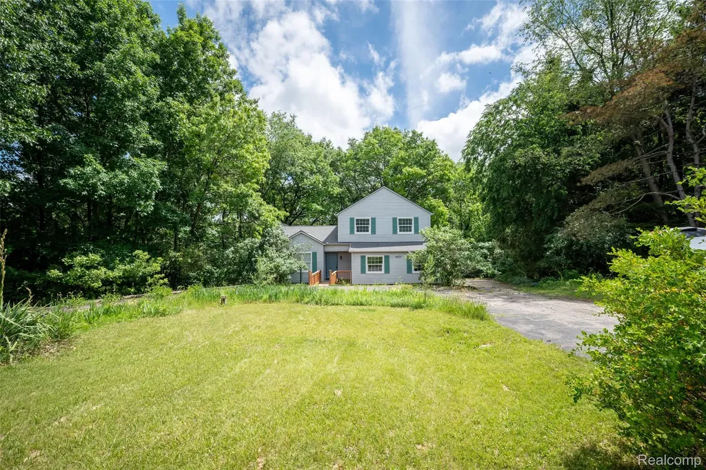 4277 Tux Lane Brighton Township MI 48380