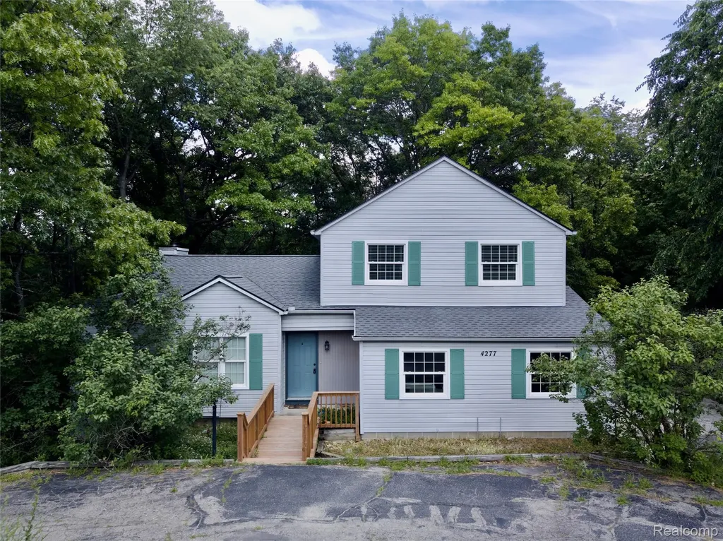 4277 Tux Lane Brighton Township MI 48380