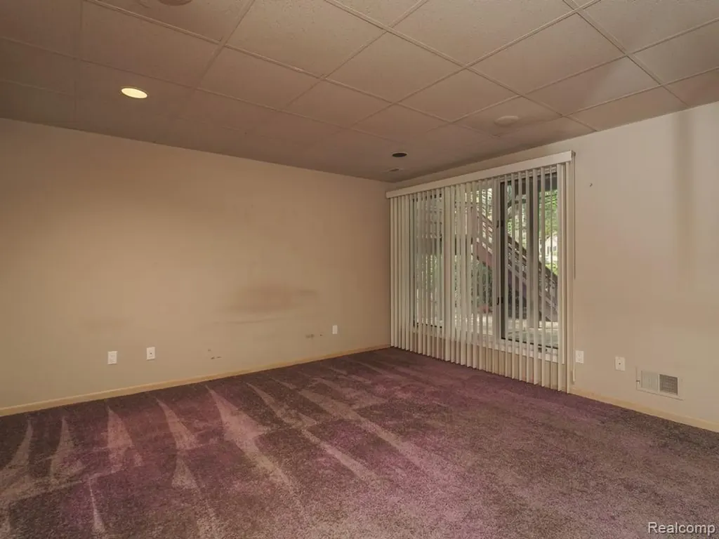 43564 Scenic Lane Novi City MI 48167
