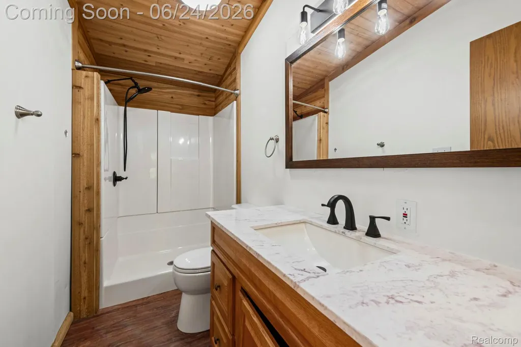 2190 Seymour Lake Road Brandon Charter Township MI 48462