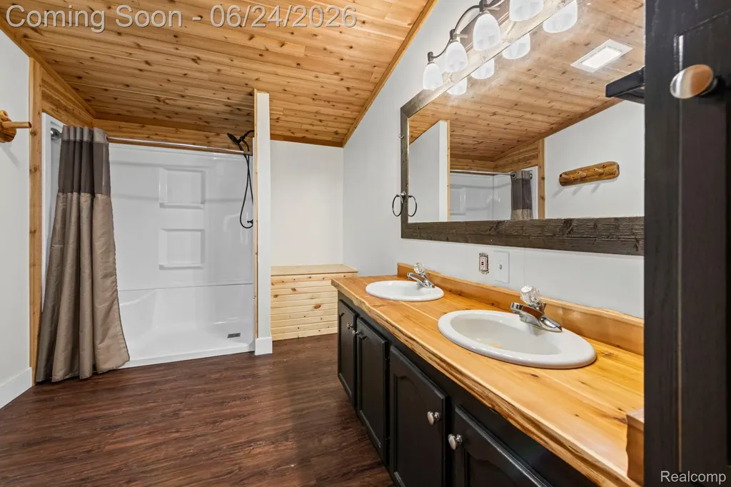2190 Seymour Lake Road Brandon Charter Township MI 48462