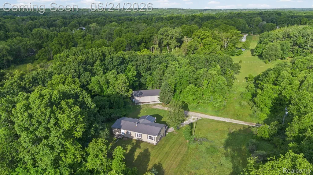 2190 Seymour Lake Road Brandon Charter Township MI 48462