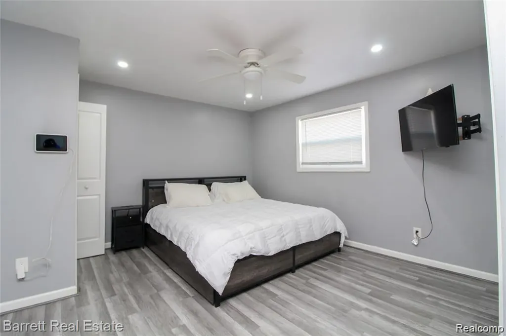 16021 Tacoma Street Detroit City MI 48205