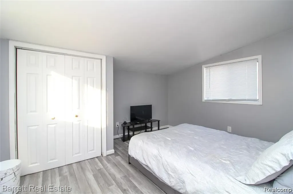 16021 Tacoma Street Detroit City MI 48205