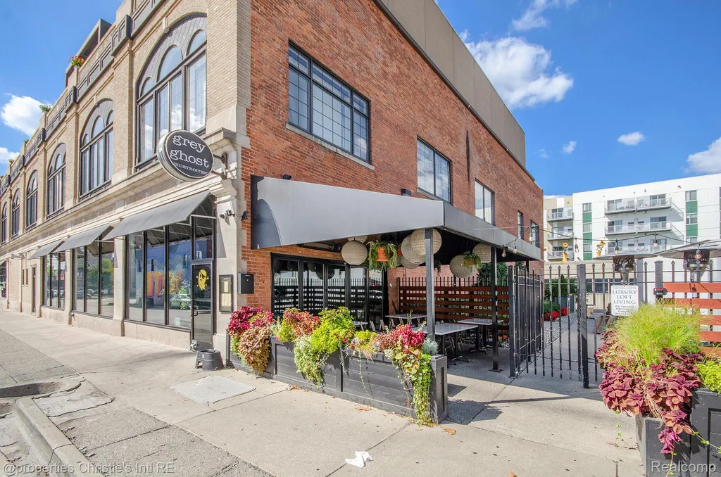 3100 Woodward Avenue Detroit City MI 48201