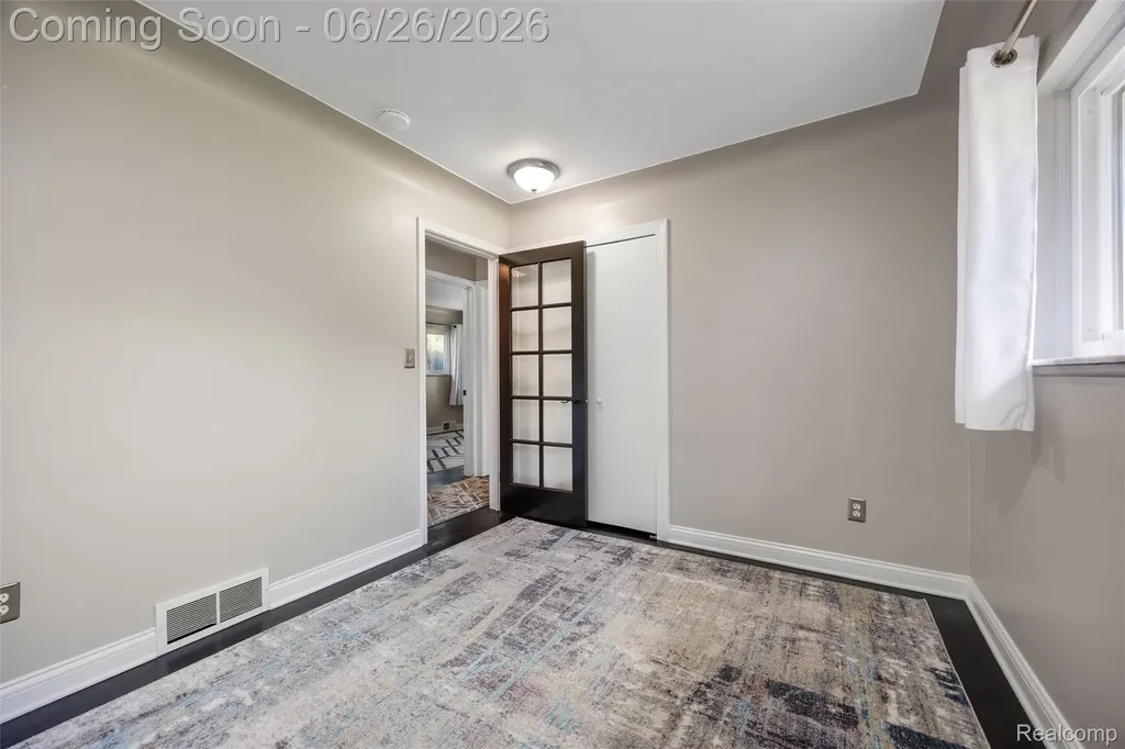174 Pleasant Lake Drive Waterford Charter Township MI 48327