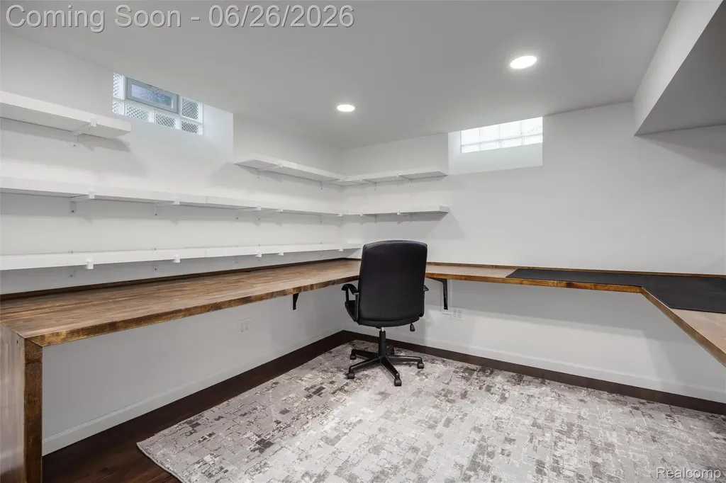 174 Pleasant Lake Drive Waterford Charter Township MI 48327