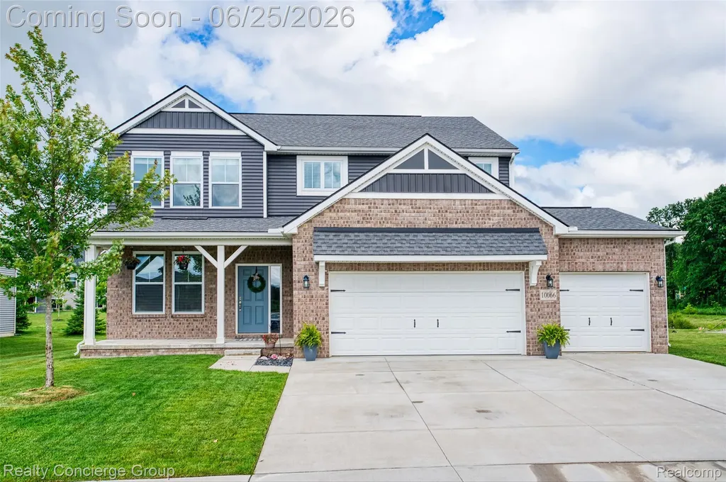 10066 Willow Oak Drive Green Oak Township MI 48116