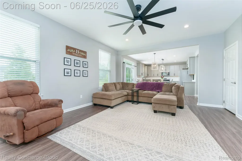 10066 Willow Oak Drive Green Oak Township MI 48116