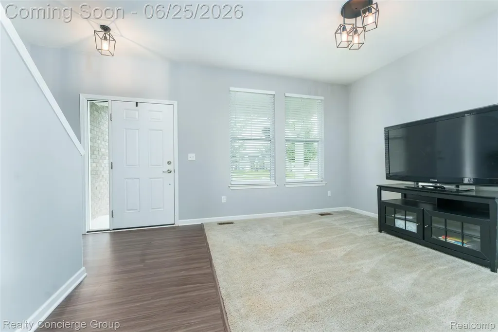 10066 Willow Oak Drive Green Oak Township MI 48116