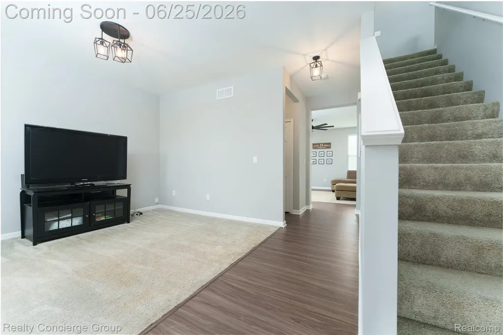 10066 Willow Oak Drive Green Oak Township MI 48116