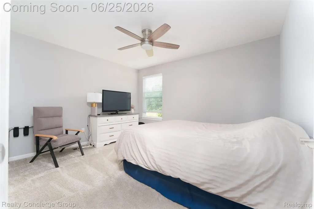 10066 Willow Oak Drive Green Oak Township MI 48116