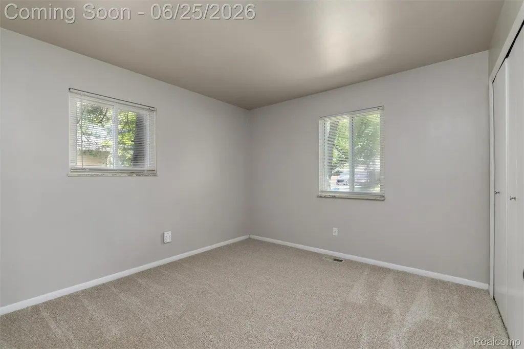 309 Crescent Avenue Holly Village MI 48442
