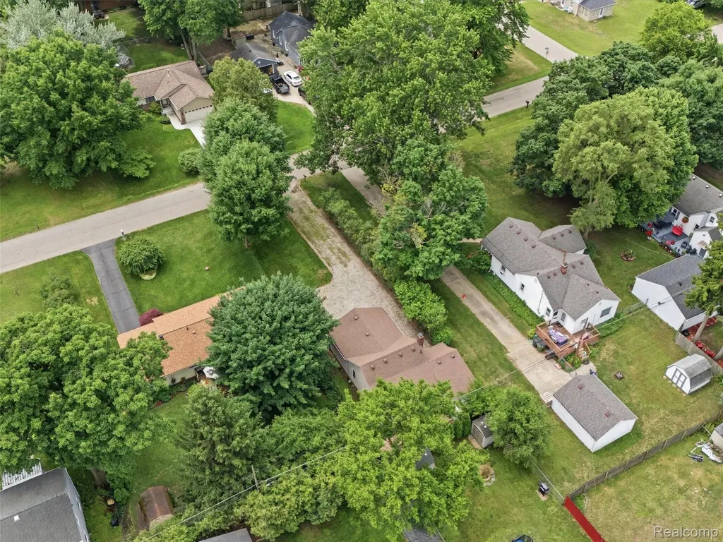 8241 Janis Street Utica City MI 48317
