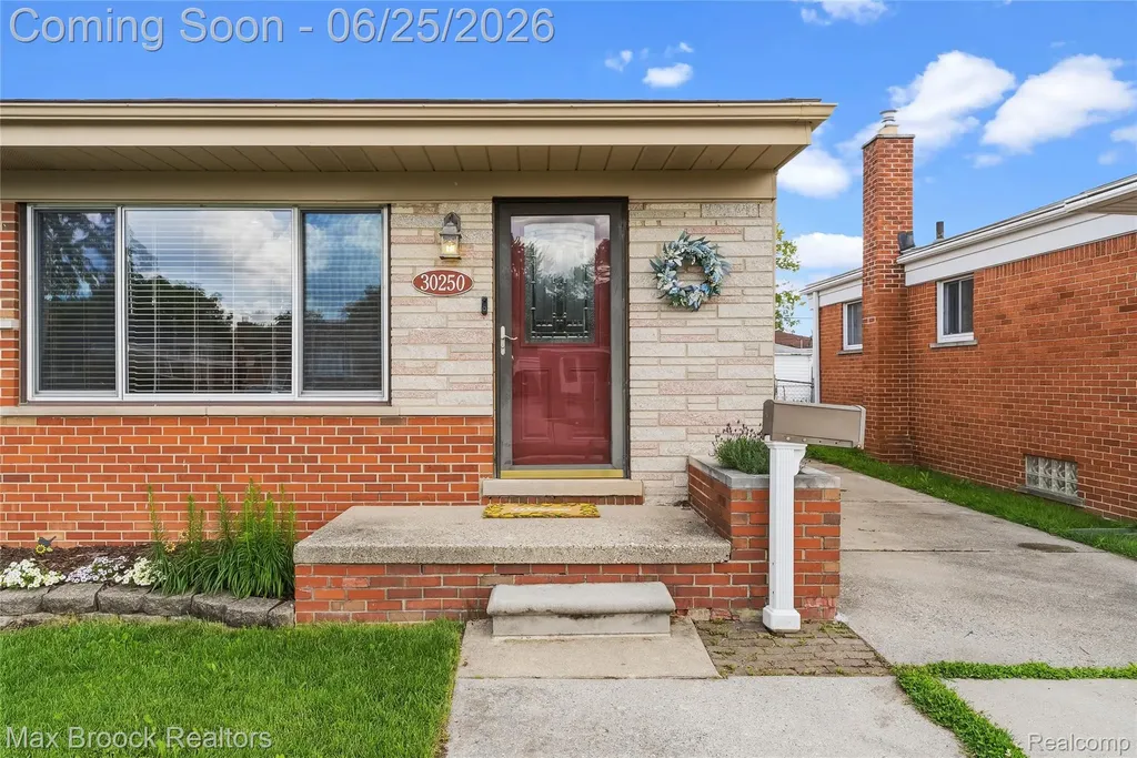 30250 Longfellow Avenue Madison Heights City MI 48071