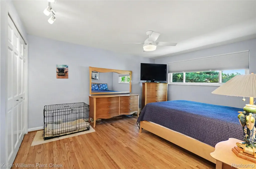 1437 Blairmoor Court Grosse Pointe Woods City MI 48236