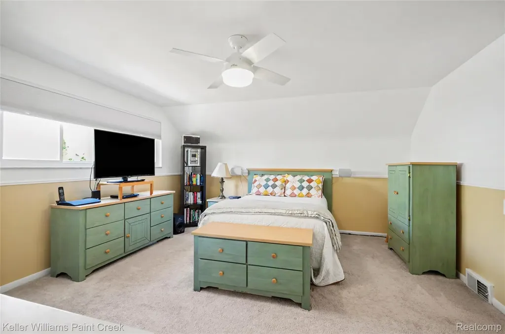 1437 Blairmoor Court Grosse Pointe Woods City MI 48236