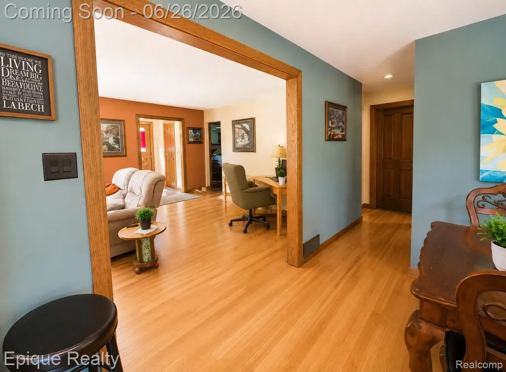 43899 Crowley Road Van Buren Charter Township MI 48111