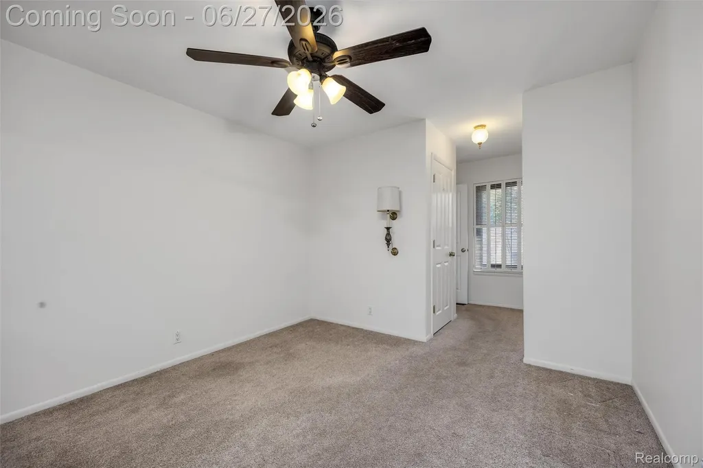 3082 Lindenwood Drive Dearborn City MI 48120