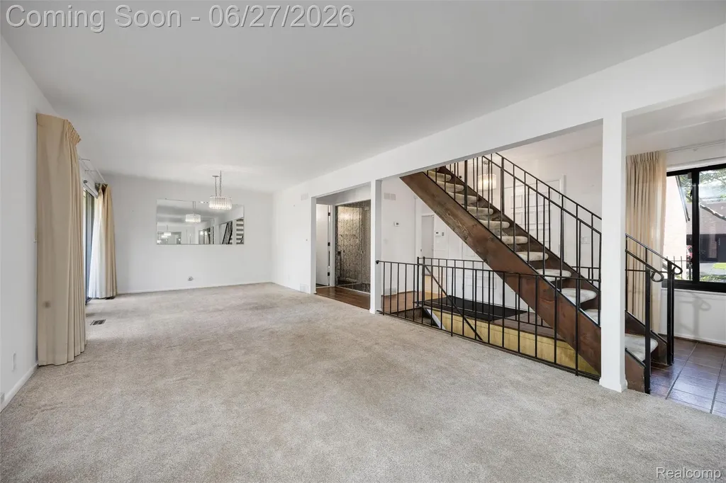 3082 Lindenwood Drive Dearborn City MI 48120