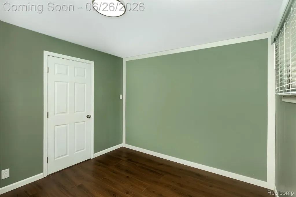 22400 Leewright Avenue Southfield City MI 48033