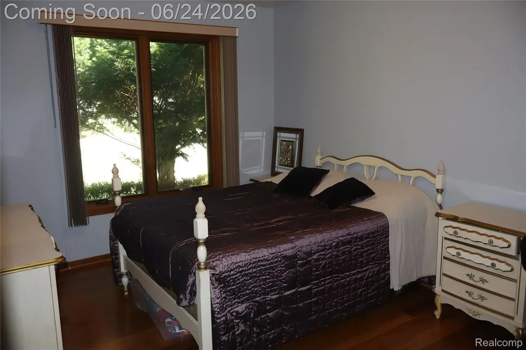 2800 Ranieri Drive Troy City MI 48085