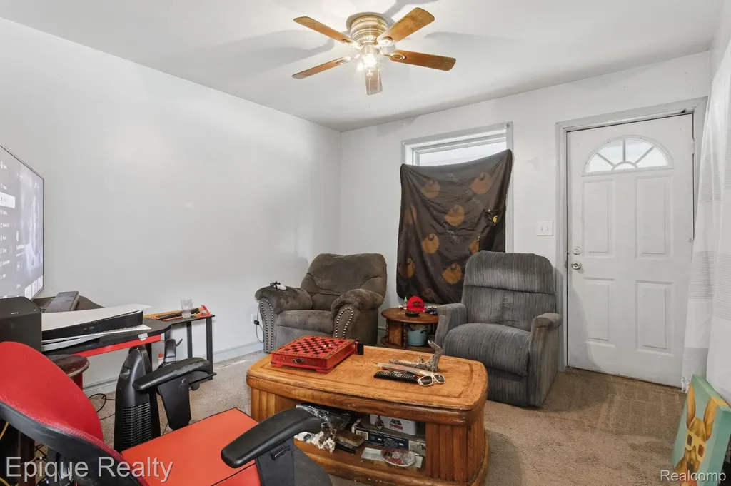 1807 10th Street Port Huron City MI 48060