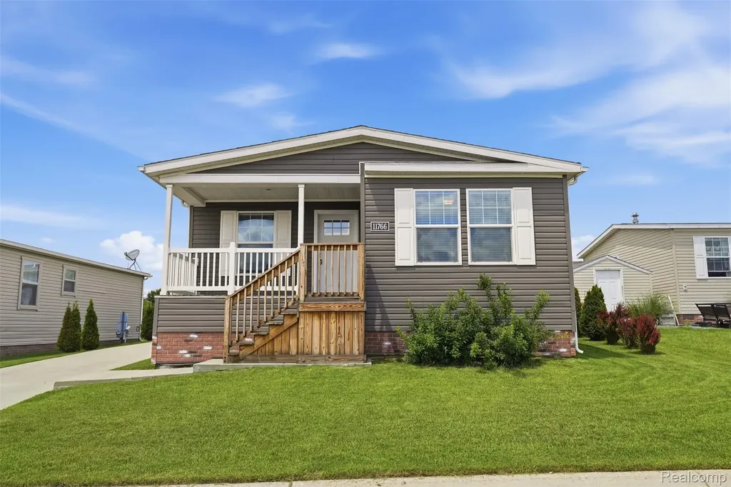 11766 Cedarbrook Drive Green Oak Township MI 48178