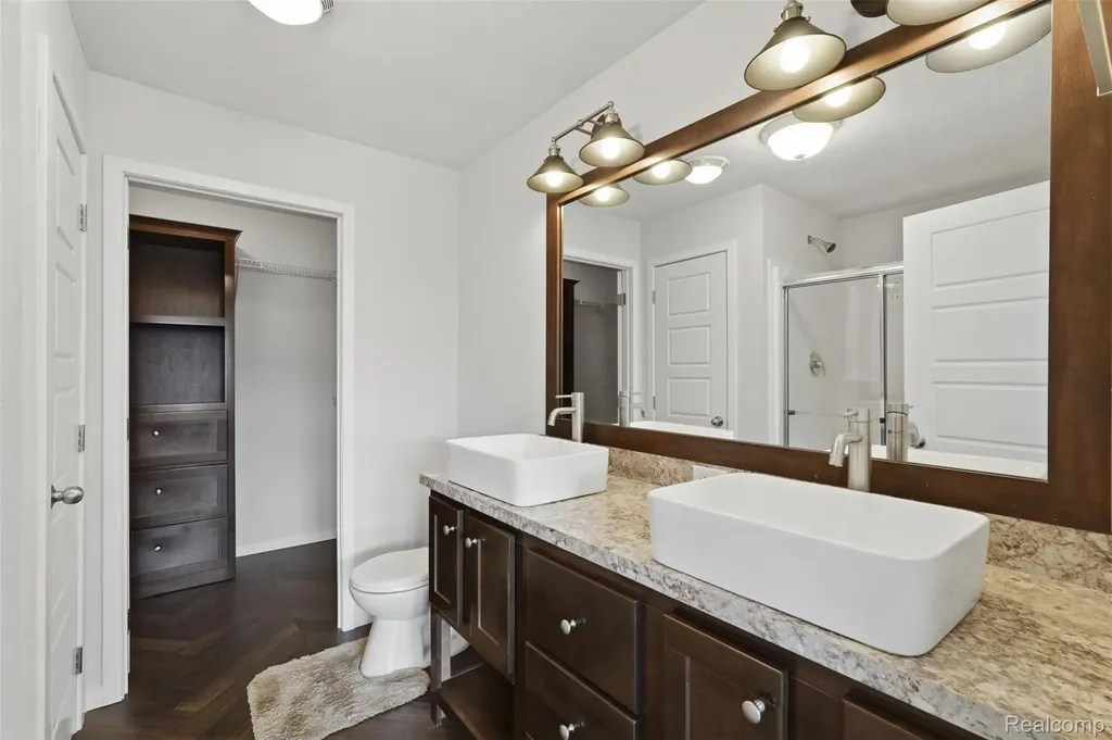 11766 Cedarbrook Drive Green Oak Township MI 48178