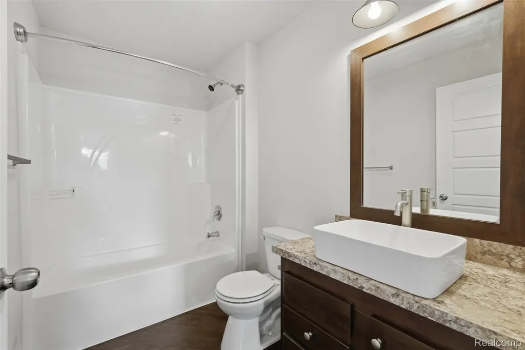 11766 Cedarbrook Drive Green Oak Township MI 48178