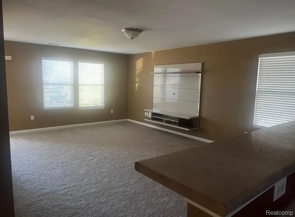 6460 Avalon Drive SE Caledonia Township MI 49316