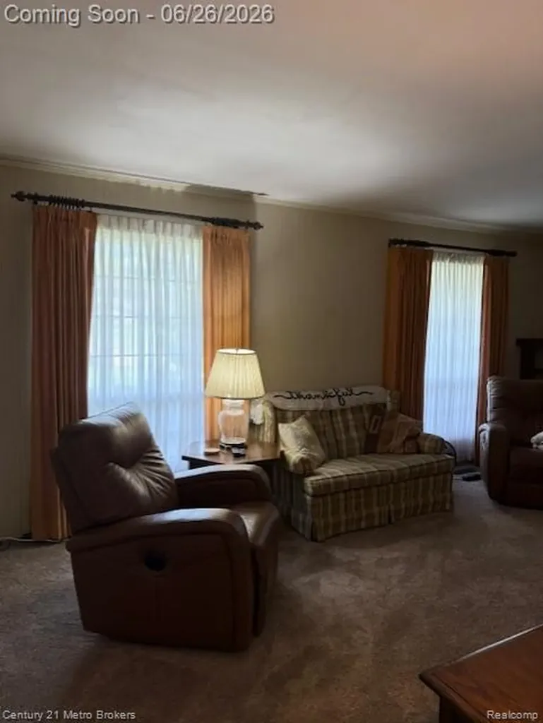 6096 Pebbleshire Drive Grand Blanc Charter Township MI 48439