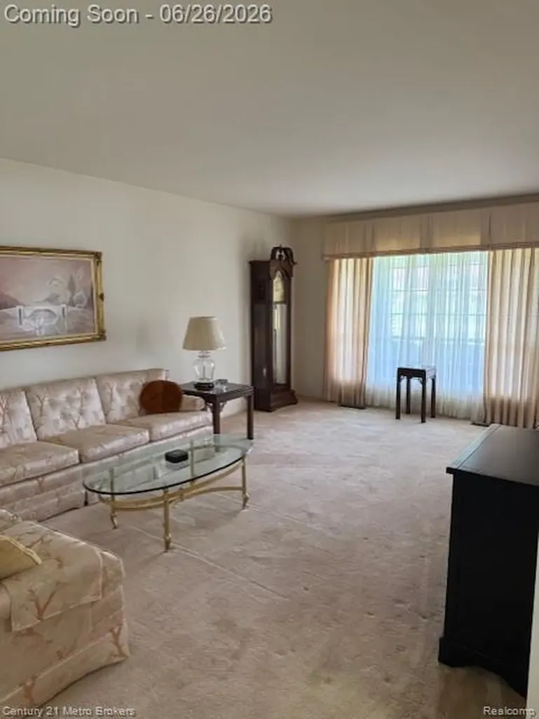 6096 Pebbleshire Drive Grand Blanc Charter Township MI 48439