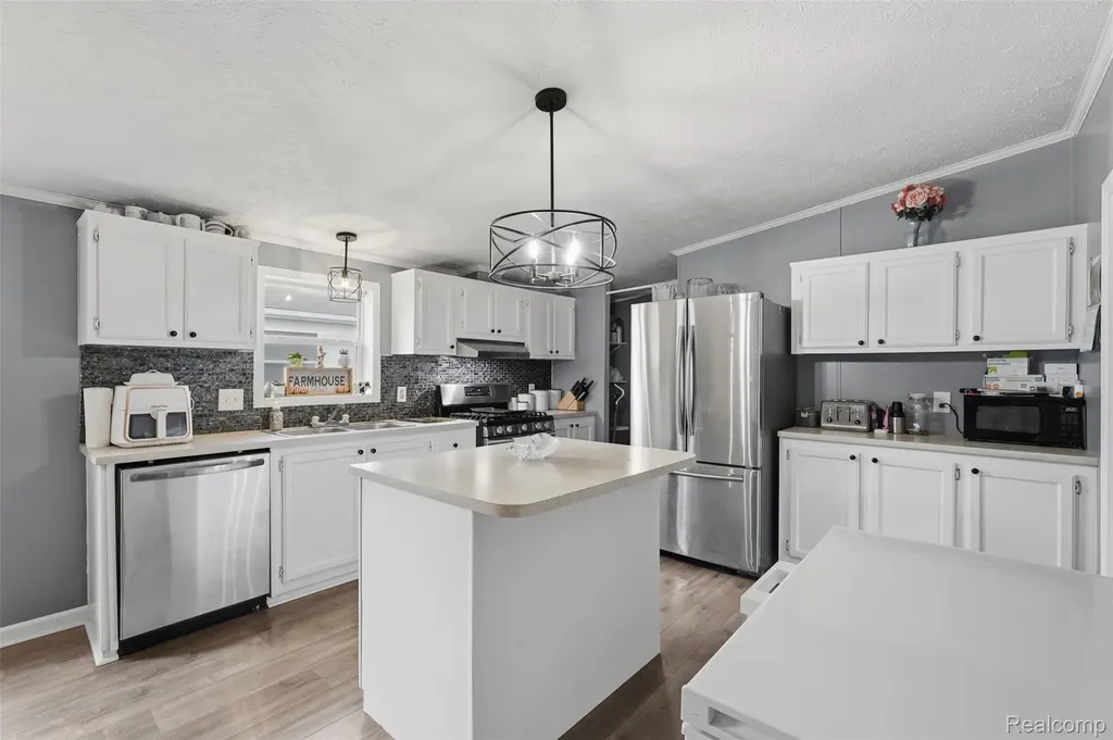 4729 Turtle Creek Drive Howell Township MI 48843