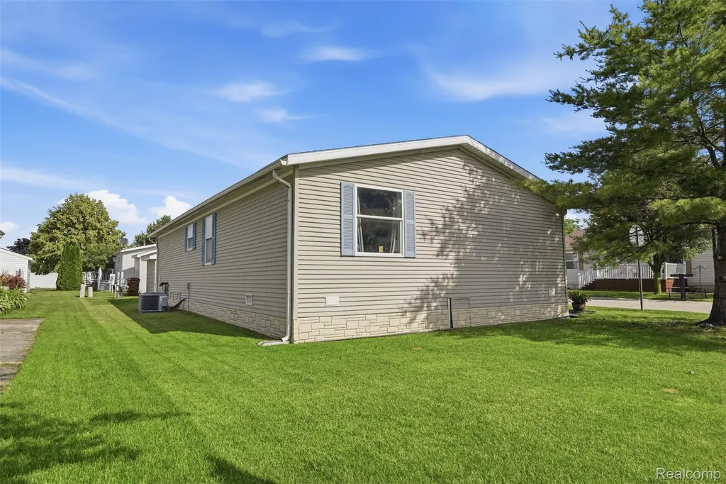 4729 Turtle Creek Drive Howell Township MI 48843