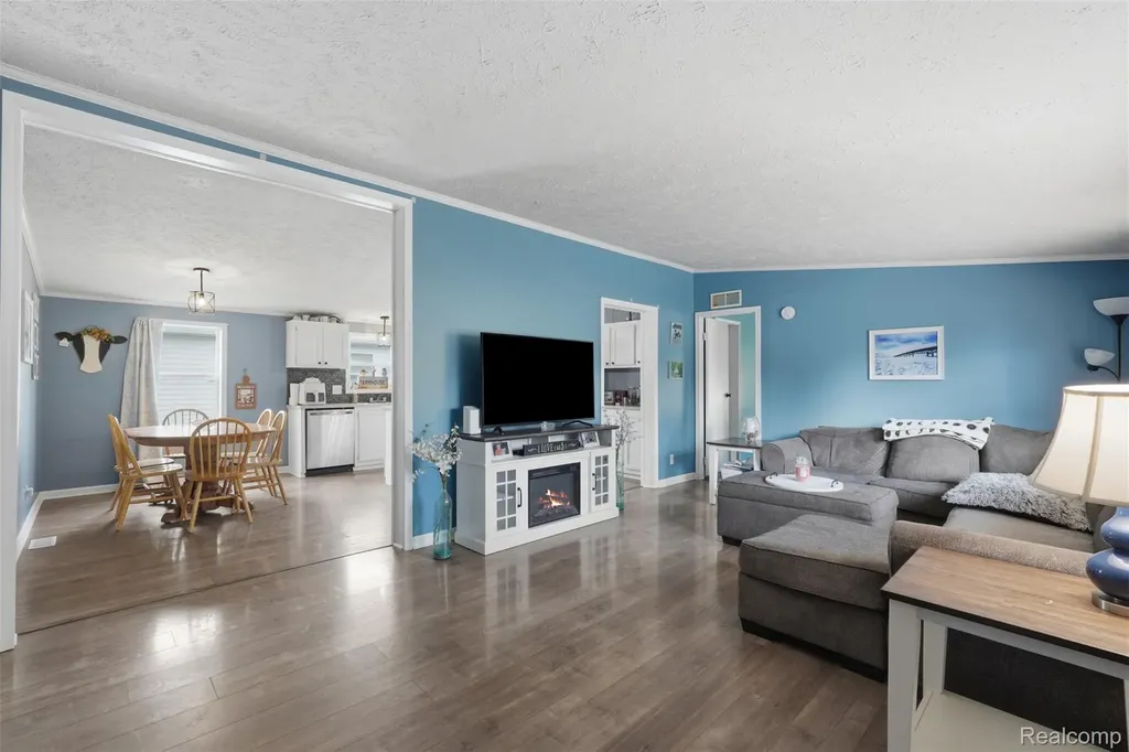4729 Turtle Creek Drive Howell Township MI 48843