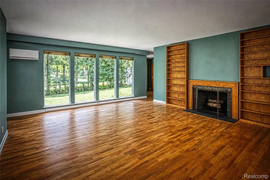 4646 Kennebec Drive Cass City Village MI 48726