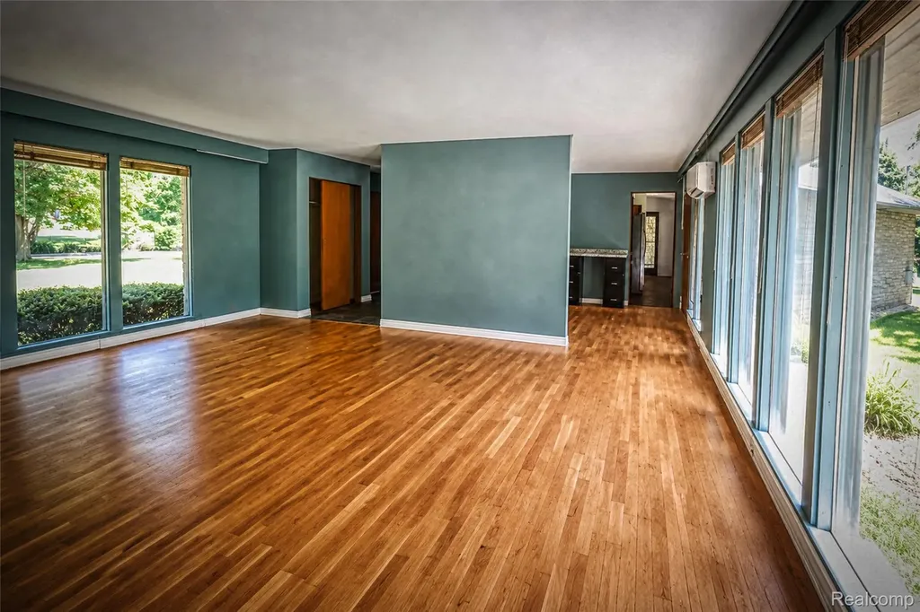 4646 Kennebec Drive Cass City Village MI 48726