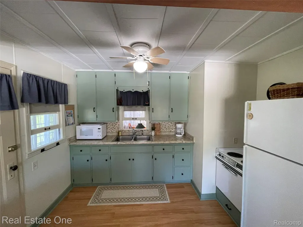 4160 N Hawk Road Alcona Township MI 48742