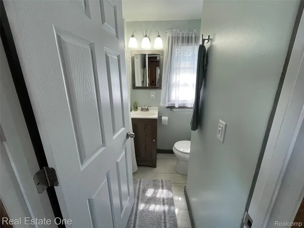 4160 N Hawk Road Alcona Township MI 48742