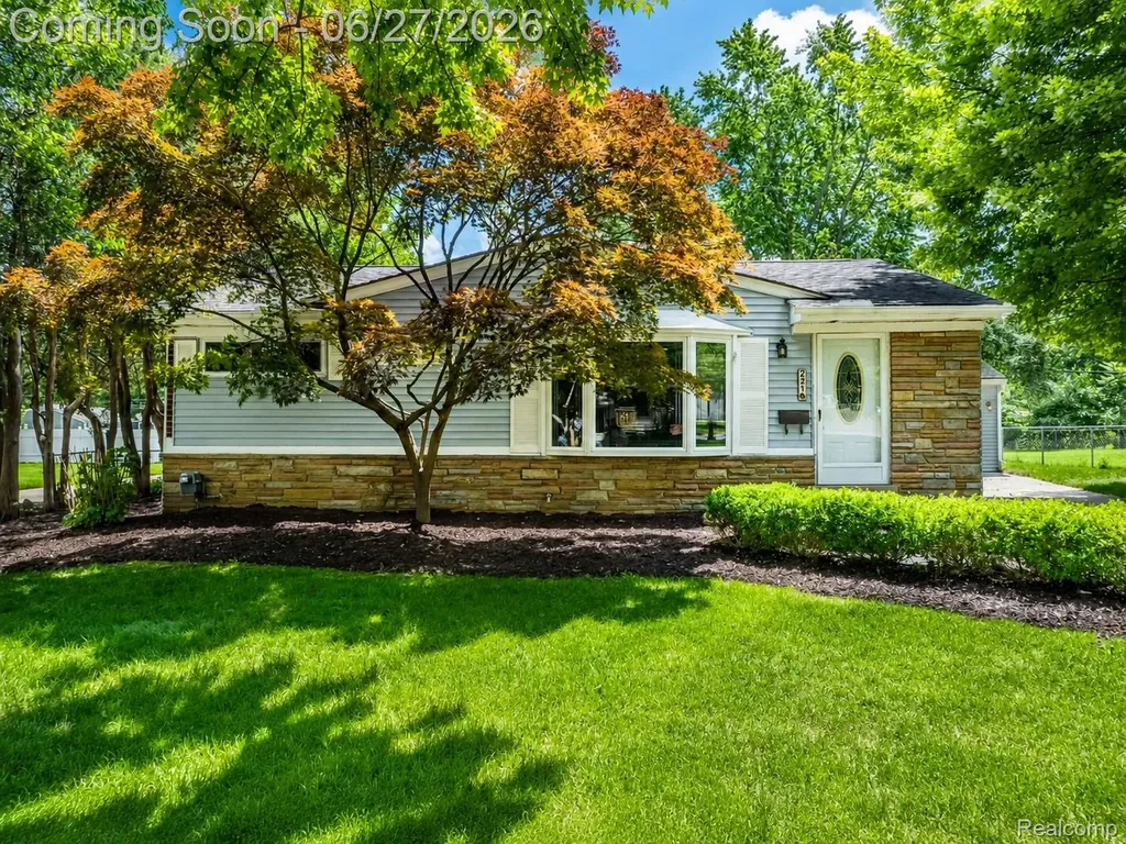 221 Reitman Court Rochester City MI 48307