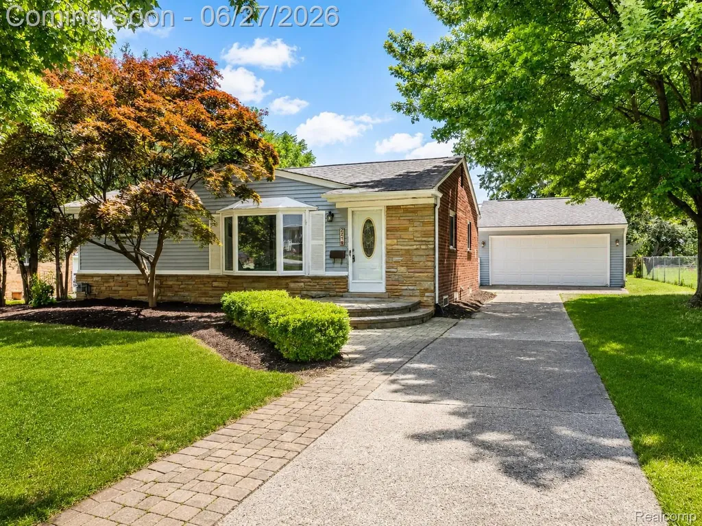 221 Reitman Court Rochester City MI 48307