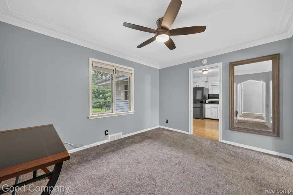 1609 W 12 Mile Road Royal Oak City MI 48073