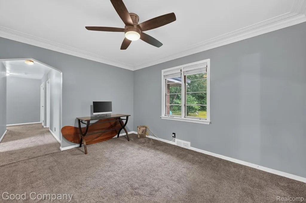 1609 W 12 Mile Road Royal Oak City MI 48073