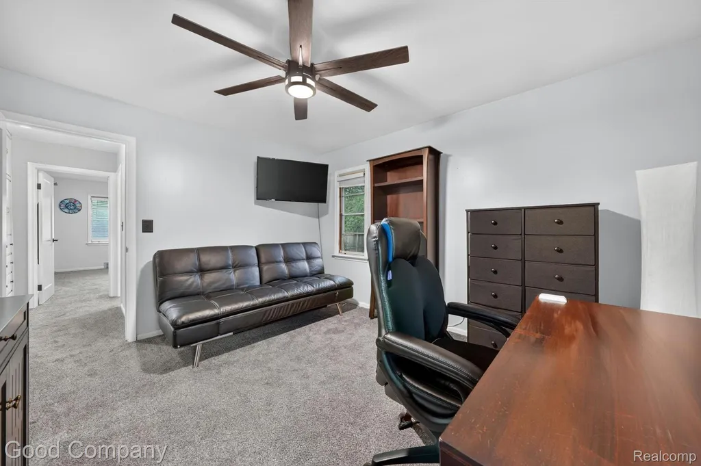 1609 W 12 Mile Road Royal Oak City MI 48073
