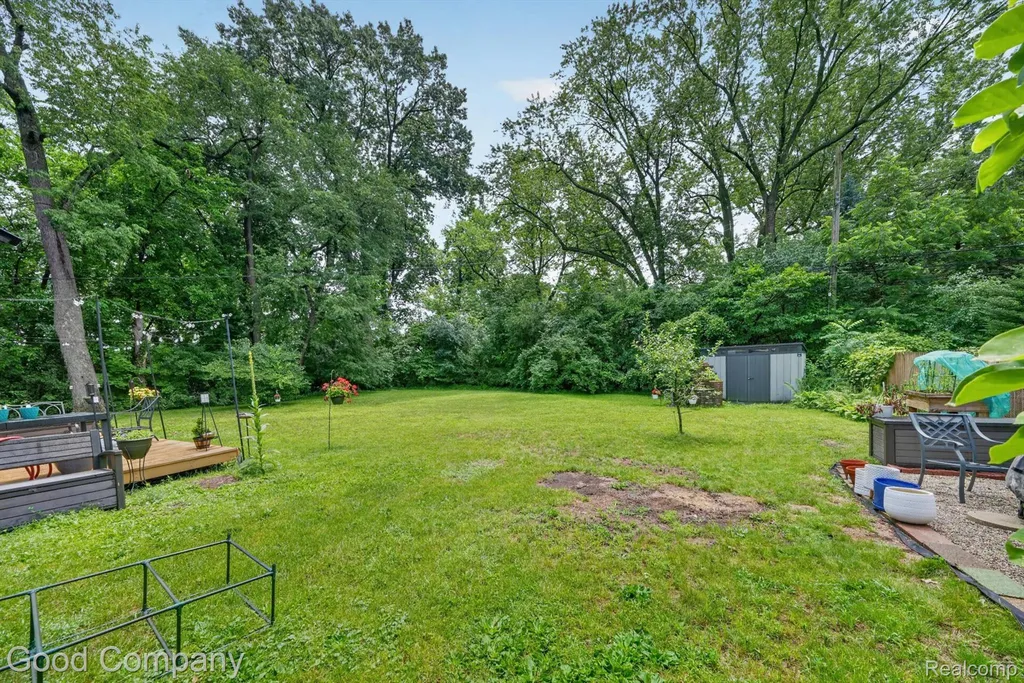 1609 W 12 Mile Road Royal Oak City MI 48073