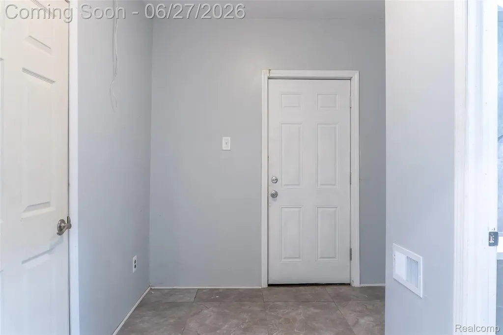 1261 Military Street Detroit City MI 48209